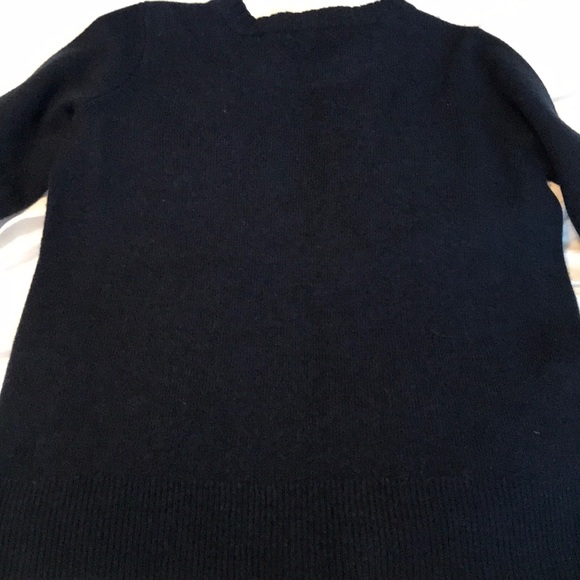 Women’s 100% wool JCrew sweater. - Picture 5 of 5